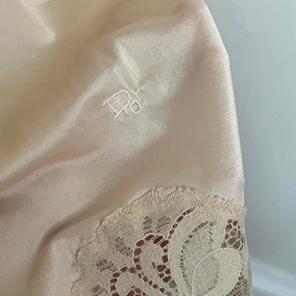 Dior Vintage Cream Satin Chemise with Lace Detail - Picture 4 of 6
